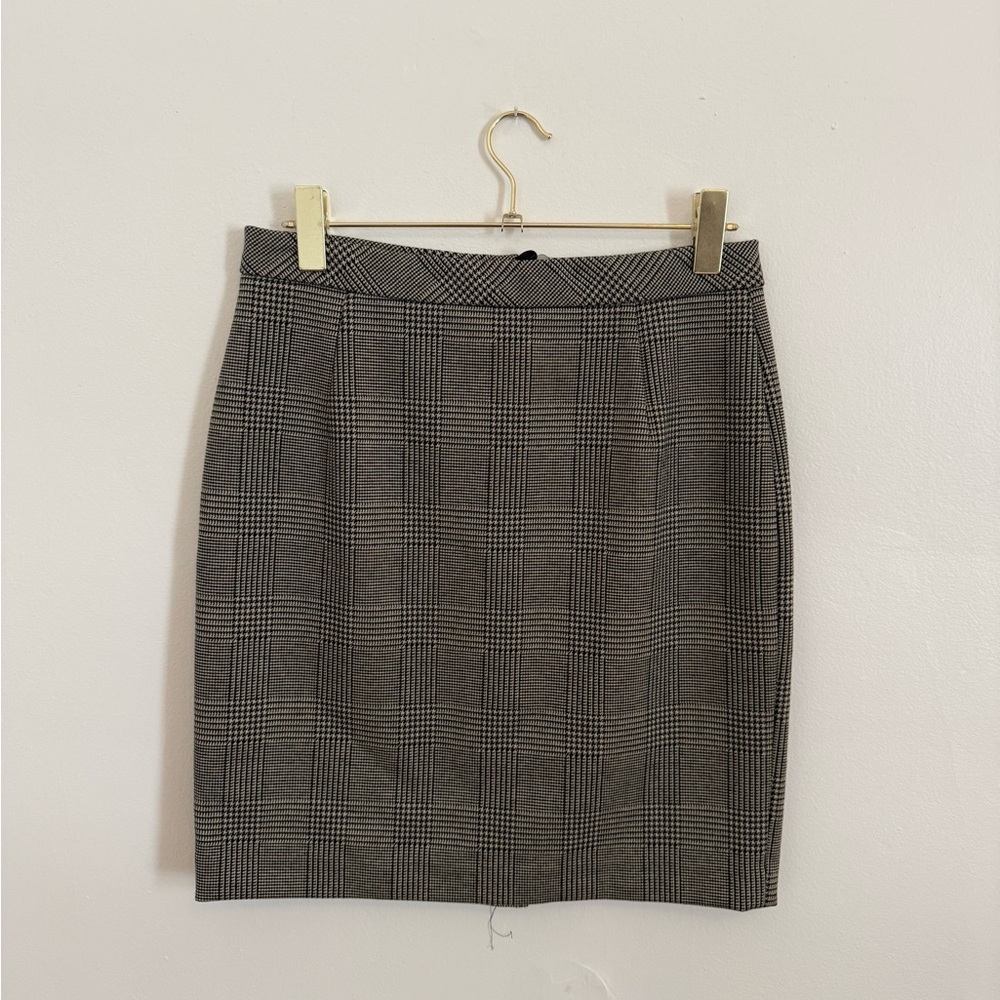 Plaid pencil skirt